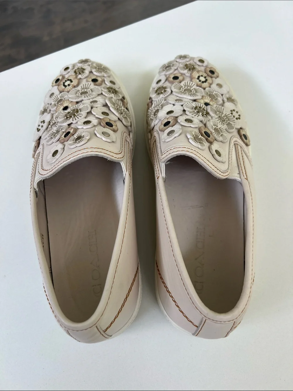 Coach tea rose chalk light blush pink cream slip on sneakers floral appliqués 9